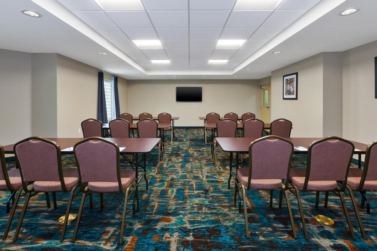 Candlewood Suites Louisville - Ne Downtown Area By Ihg Exterior foto